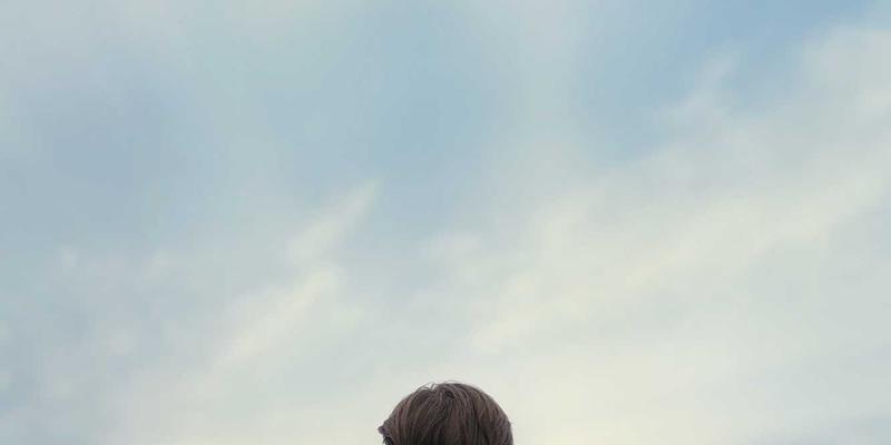 志愿者服务：点亮社区，温暖人心的80小时公益之旅